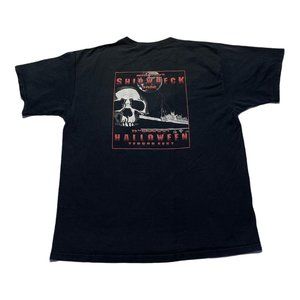 Y2K Queen Mary’s Shipwreck Halloween T-Shirt